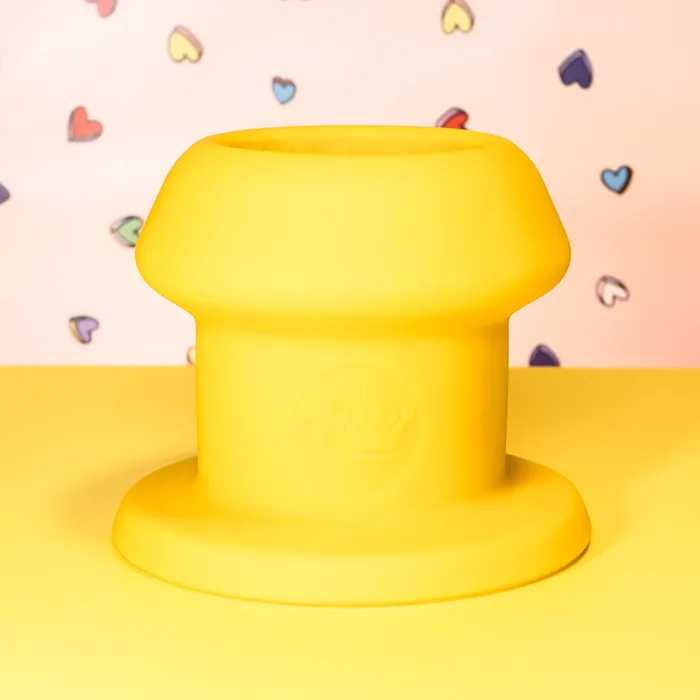 dKingToymaker Anal Gape Plug XL YELLOW d