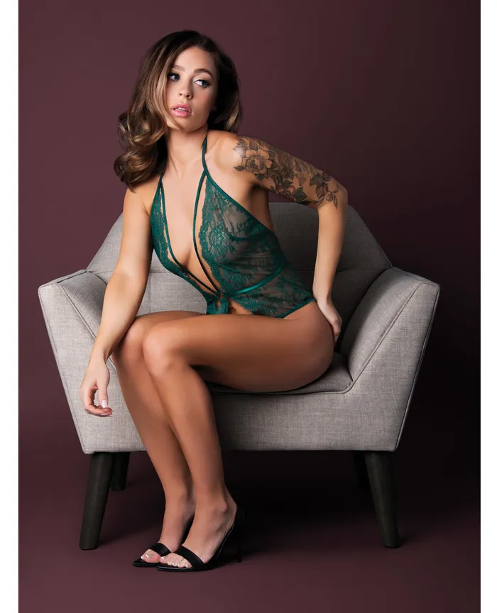 Evermore Lace Plunge Teddy Emerald SM Magic Moments Intl Couples