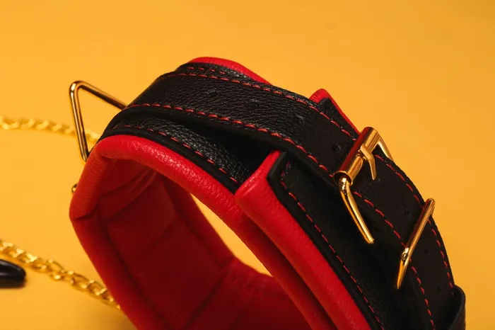 Anal The Kinky Peach Dripping in Gold Bondage Set