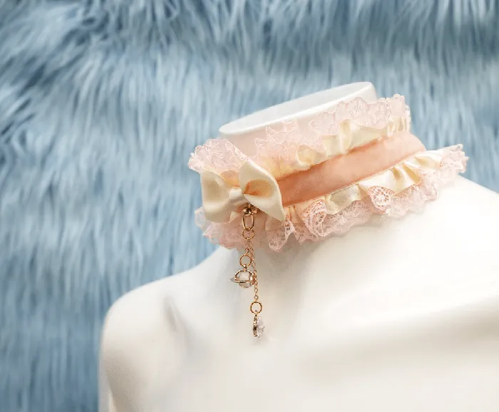 Danelle Dark Arts Vibrators Milky Way Collar