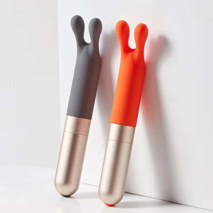 Vibrators Laska Love Not War Laska